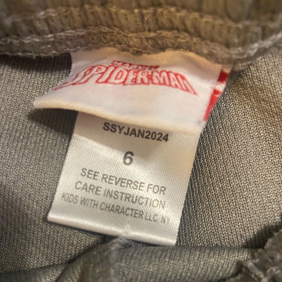 💰3/$15 Sale💰Marvel SpiderMan Gray Athletic Shorts with Spiderwebs Logo - Picture 3 of 3